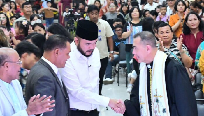 Padang Kota Toleransi dan Dukung Kebersamaan, Fadly Amran Tinjau Pelaksanaan Ibadah PGIW