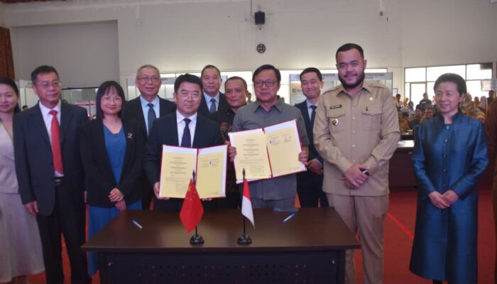 Beasiswa ke Cina, Fadly Amran Ciptakan Anak Muda Padang Berwawasan Global