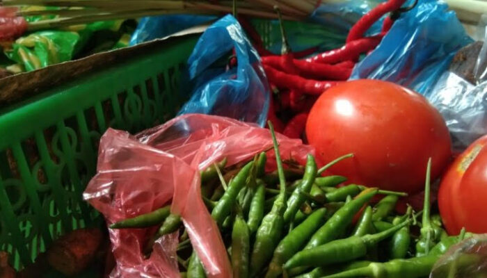 Harga Beras Stabil, Cabai Meroket di Agam Pascabanjir