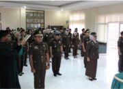 Pelantikan Pejabat Eselon IV Kejari Pasaman Berlangsung Khidmat, Kajari Tekankan Integritas dan Soliditas Tim