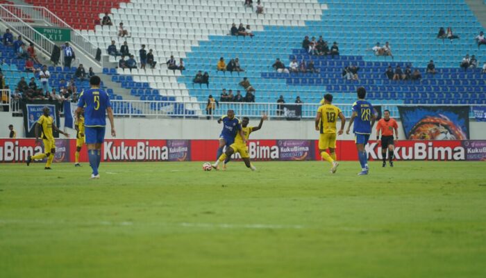 Kalah dari Arema, Dejan Antonic percaya Semen Padang FC Selamat dari Degradasi