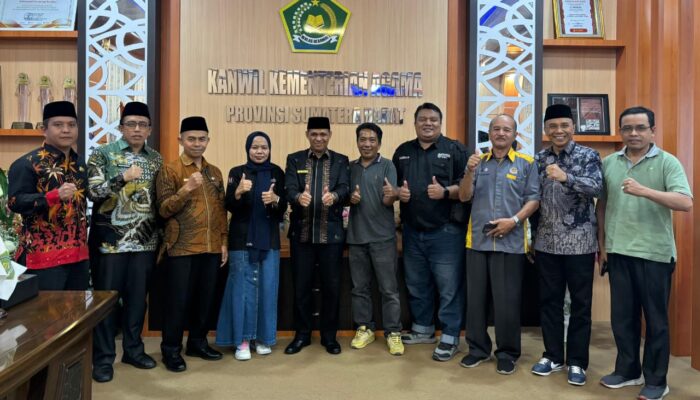 Haluan dan Kemenag Sumbar Bangun Komunikasi, Menjaga Eksistensi Media Cetak