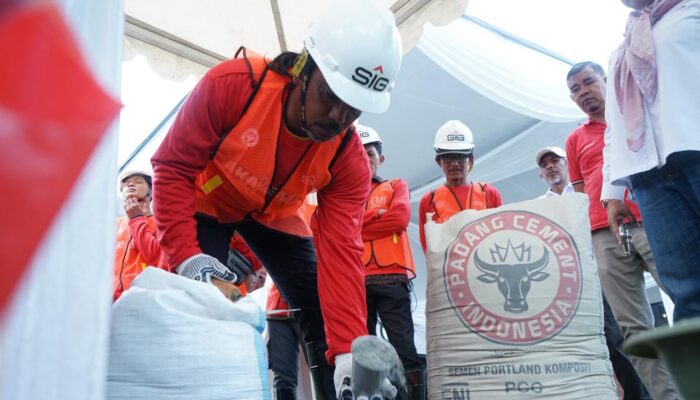 Perkuat Kompetensi Tukang, PT Semen Padang Gelar Akademi Jago Bangunan