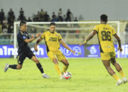 Curi Poin Dari PSM Makasar , Semen Padang Fc Naik Satu Peringkat Pada Pekan ke-19