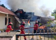 Kebakaran Hanguskan Empat Petak Bangunan di Andalas Timur, Kerugian Ditaksir Capai Rp800 Juta