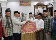 Tim IV Safari Ramadan Kabupaten Solok Kunjungi Masjid Tauhid Salimpek, Serahkan Bantuan Rp25 Juta