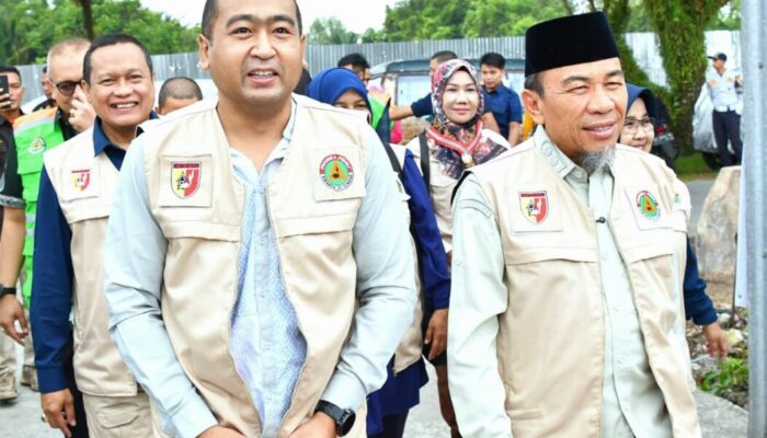 Pramuka Sumbar Bantu Korban Bencana yang Tinggal di Huntara