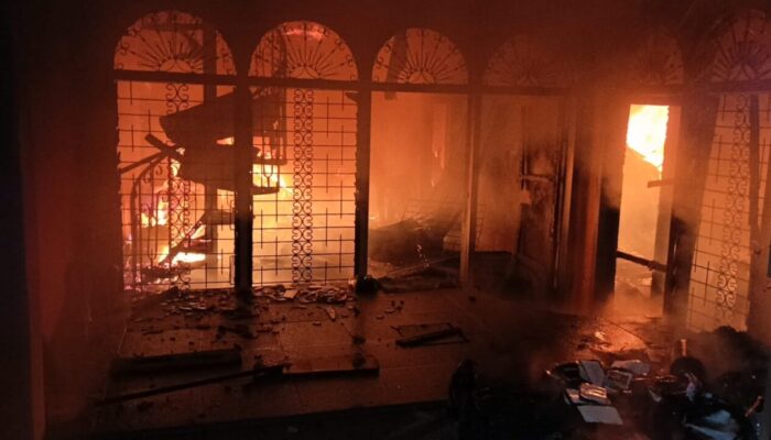 Kebakaran di Jalan 50 Kota Siteba, Kerugian Capai Rp500 Juta