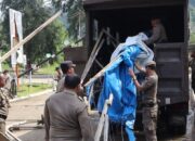 Berjualan di Area Terlarang, Para PKL Ditertibkan Satpol PP Padang