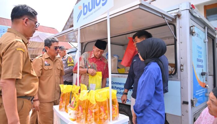 Pasar Murah Diserbu Warga Payakumbuh Jelang Lebaran