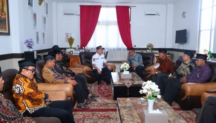 Wako Payakumbuh Terima Silaturahmi Ninik Mamak Lamposi Tigo Nagori