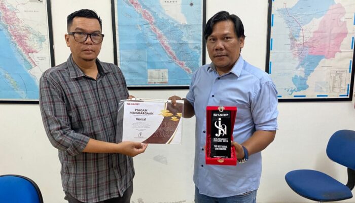 Dari Daerah ke Panggung Nasional, Nasrizal dari Harian Haluan Tembus Top 3 Sharp Journalist Awards 2025