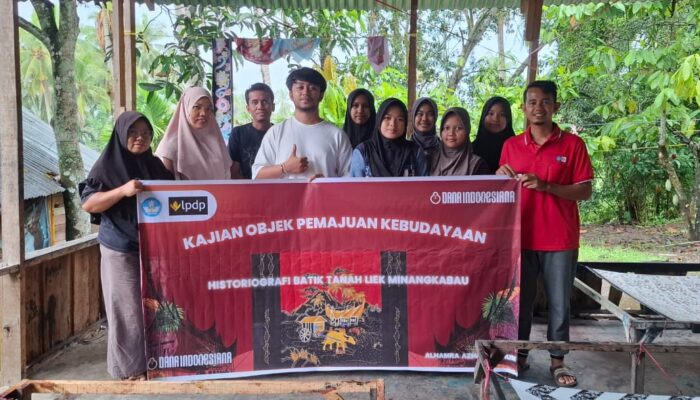 Dana Indonesiana 2025 Dukung Penelitian Batik Tanah Liek Minangkabau di Empat Daerah Sumatera Barat