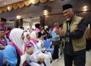 Lepas Jemaah Kloter Perdana, Gubernur Sumbar Tekankan Layanan Lansia dan Perempuan Prioritas Utama