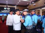 Jamaah Haji Dilepas Ketua DPRD Wirman Putra : Jaga Kekompakan, Patuhi Aturan Ibadah