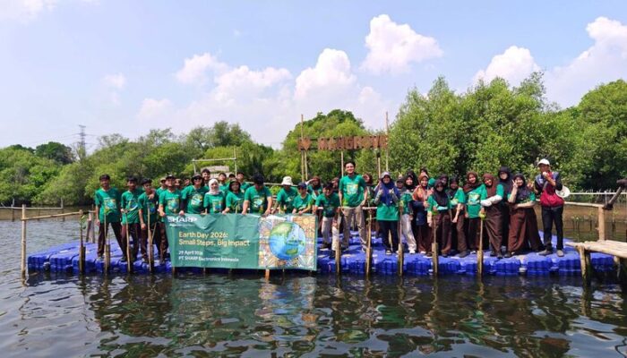 Sharp Tanam Ribuan Harapan di Hari Bumi 2026, Aksi Mangrove hingga Bersih Sampah Jadi Sorotan