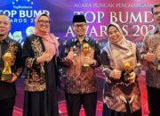 PT. BPRS Jam Gadang Kembali Raih Penghargaan Nasional