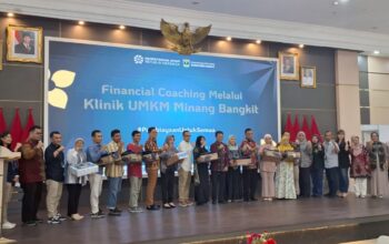 Pegadaian Dukung UMKM Minang Bangkit, Salurkan Bantuan dan Berikan Literasi Financial Coaching di Sumatera Barat