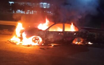 Korsleting, Sebuah Mobil Meledak di Depan SPBU Lagan