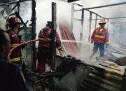 Rumah di Bukit Gado-Gado Terbakar karena Sambaran Petir