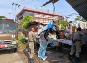 Satpol PP Padang Tertibkan Pos Ronda