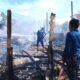 4 Rumah Kontrakan di Lunang Ludes Terbakar, Damkar Pessel dan Muko-Muko Berjibaku Jinakkan Api