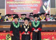 Prof. Sukmareni Resmi Dikukuhkan Sebagai Guru Besar UM Sumatera Barat