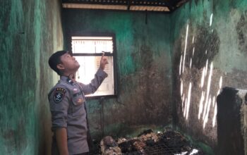 Kebakaran Hanguskan Isi Rumah Pasutri di Sutera, Kerugian Ditaksir Capai Rp50 Juta