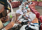 Tiba di Makkah, Petugas PDG 07 Kawal Jemaah Lansia dan Disabilitas Jalani Umrah Wajib