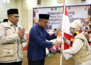 Sambut Jemaah PDG 01, Sekda Sumbar Ingatkan Jemaah Jaga Kemabruran Haji dan Menjadi Teladan