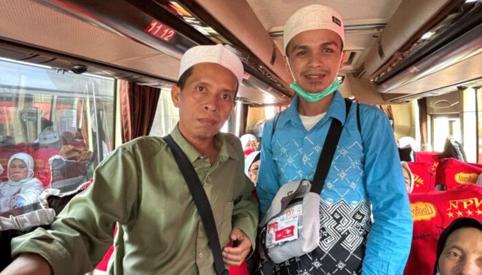 Menggantikan Langkah yang Terhenti: Kisah Dua Bersaudara Menggantikan Orang Tua Dalam Keterbatasan