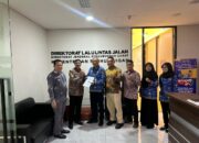 Jemput Bola ke Kemenhub, Hendrajoni Perjuangkan Bus Sekolah dan Fasilitas Keselamatan Jalan untuk Pessel
