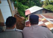 Tanah Terban di Teluk Bayur Rusak Rumah Warga