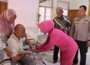 Sambut Hari Bhayangkara ke-80, Polres Pasaman Barat Gelar Anjangsana ke Purnawirawan dan Warakawuri Polri