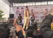 Giring Ganesha Hipnotis Ribuan Pengunjung, Puncak Festival Tabuik 2026 Bergemuruh di Pantai Gandoriah