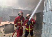 Rumah di Padang Barat Ludes, Kerugian Capai Rp300 Juta