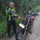 Pengendara Sepeda Motor CBR Kecelakaan Tunggal di Sungai Rumbai