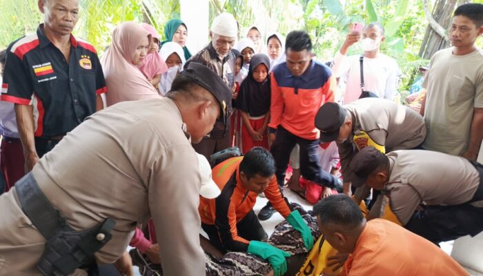Lansia Ditemukan Tewas Setelah Hanyut di Sungai
