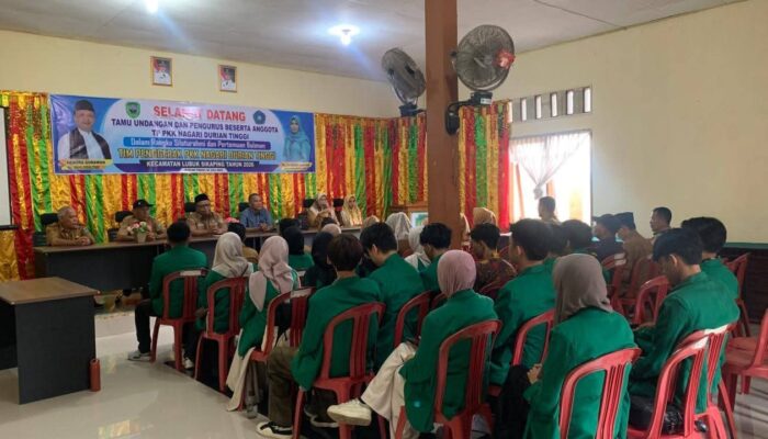 20 Mahasiswa KKN Unand Mulai Mengabdi di Nagari Durian Tinggi Selama 40 Hari