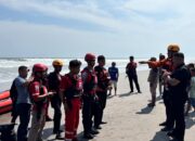 Remaja Tenggelam Terseret Ombak, Tim SAR Bergerak Cepat