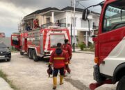 Kelalaian Bakar Sampah Sebabkan Rumah Terbakar di Padang