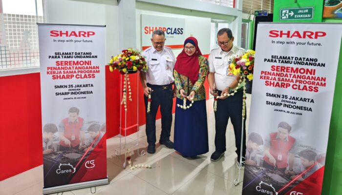 Sharp Perluas Program Sharp Class, Perkuat Pendidikan Vokasi Lewat Kolaborasi dengan SMKN 35 Jakarta