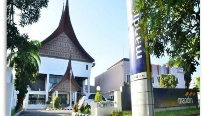 Bank Mandiri Area Padang Salurkan  Kredit Ritel Rp978 Miliar,  Livin’ Tembus 540 Ribu Pengguna