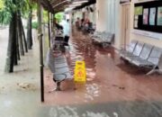 Banjir Rendam Areal RS Siti Rahmah Padang dan RSUD Dr Rasyidin