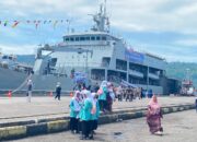 Kunjungan ke KRI Teluk Kendari Jadi Sarana Edukasi Kemaritiman bagi Pelajar Kota Padang
