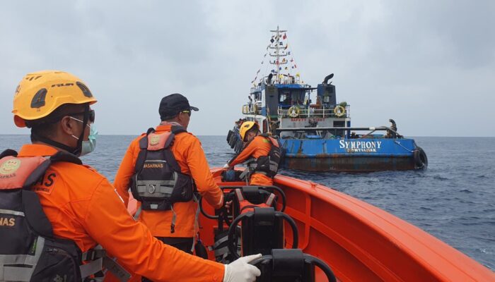Kapal TB Simponi Terbakar, Satu Kru Meninggal Dunia