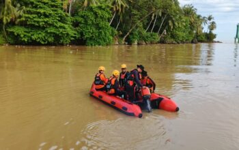 Bocah 15 Tahun Hilang Terseret Arus Batang Arau, SAR Perluas Area Pencarian