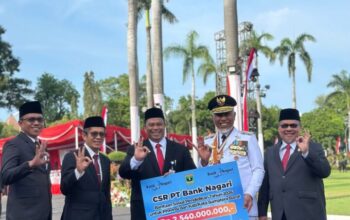 Bank Nagari Salurkan Dividen dan Bantuan Pendidikan Senilai Rp341,89 Miliar