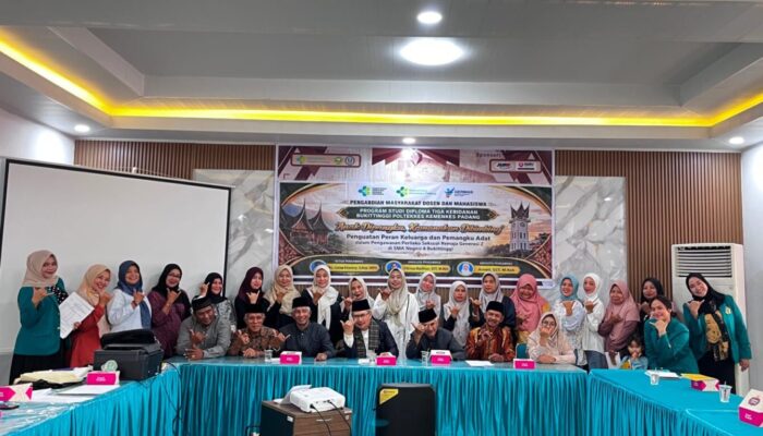 Cegah Perilaku Seksual Remaja, Dosen Poltekkes Kemenkes Padang Perkuat Peran Keluarga dan Pemangku Adat