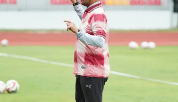 Nilmaizar, Pemain dan Manajemen Semen Padang FC Searahkah?